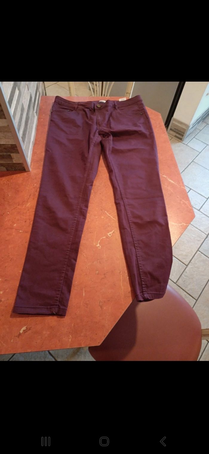 Jean femme taille 42 - photo numéro 3