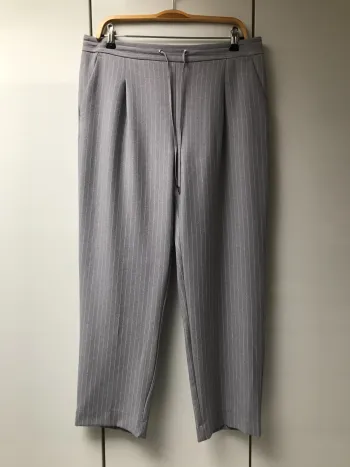 Pantalon ligné gris et blanc Primark - Taille 44