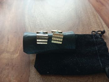 Boutons de manchette vintage : idée cadeau 🎄