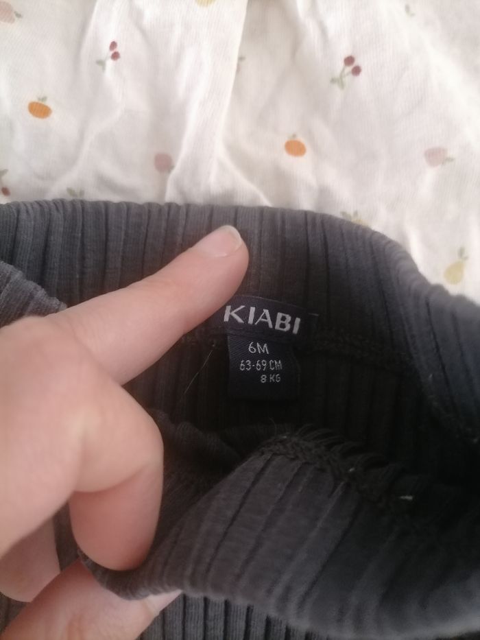 Ensemble fille 6 mois - photo numéro 3