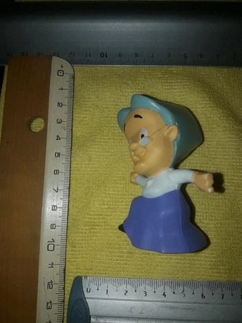 Looney tunes figurine