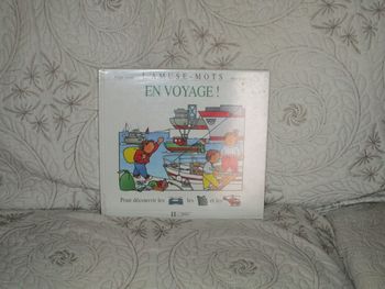 Livre "L'amuse-mots : en voyage !" dès 2 ans