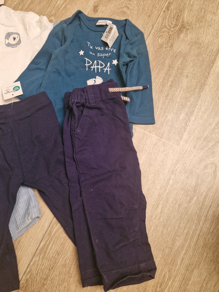 Lot vêtements 12 mois bébé - photo numéro 4