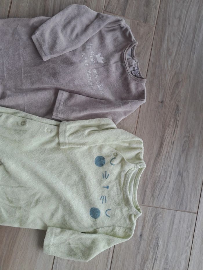 Lot 2 pyjamas 12 mois - photo numéro 2