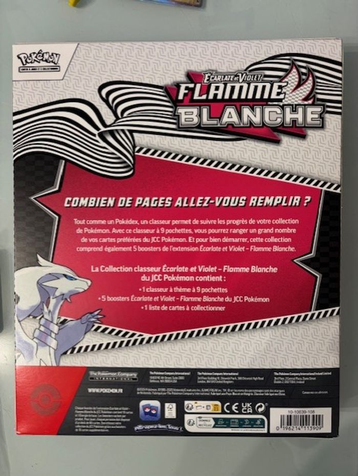 Pokémon - Écarlate et Violet – Coffret classeur Flamme blanche EV10.5 (5 boosters) - photo numéro 2