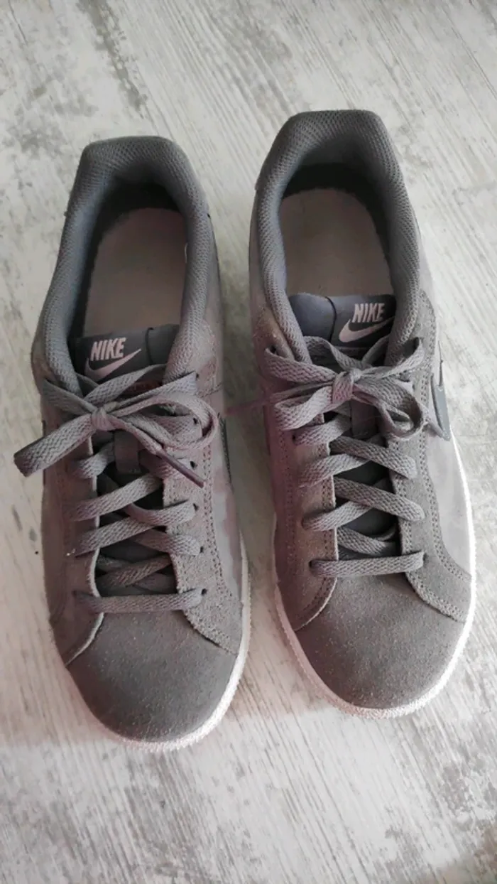 Basket Nike 39 grise - photo numéro 3