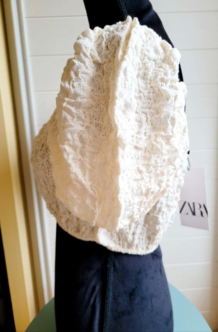 Joli haut Zara crème 36 - photo numéro 4