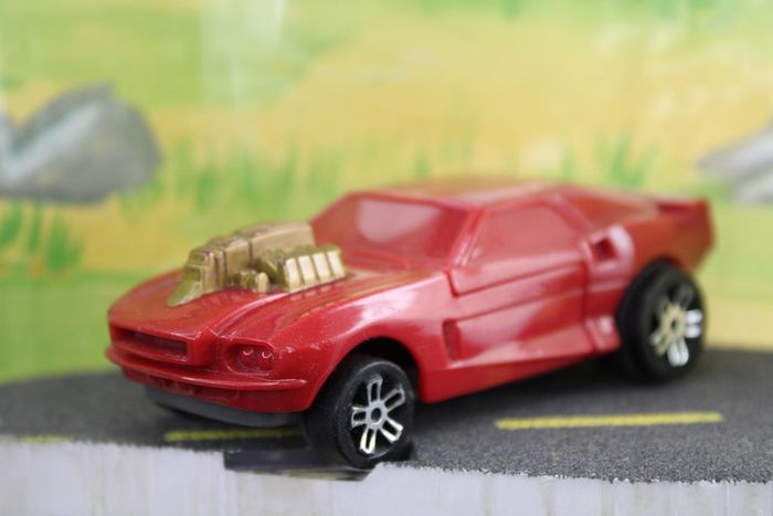 Hot wheels voiture rouge