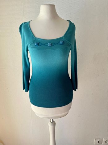 Blouse, t-shirt moulant bleu turquoise, bleu canard