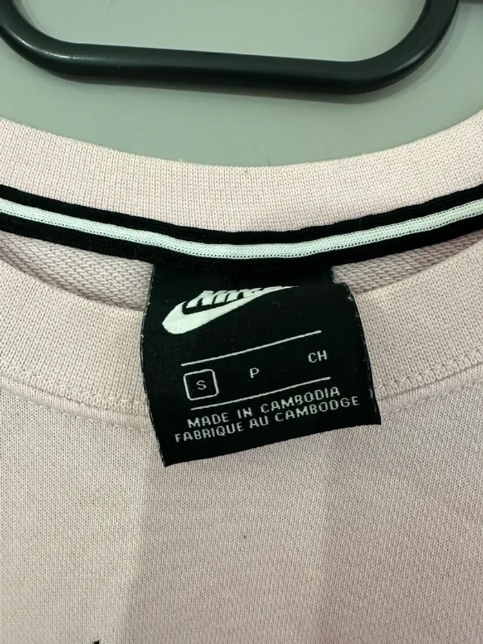 Sweat-shirt long rose Nike taille S - photo numéro 3