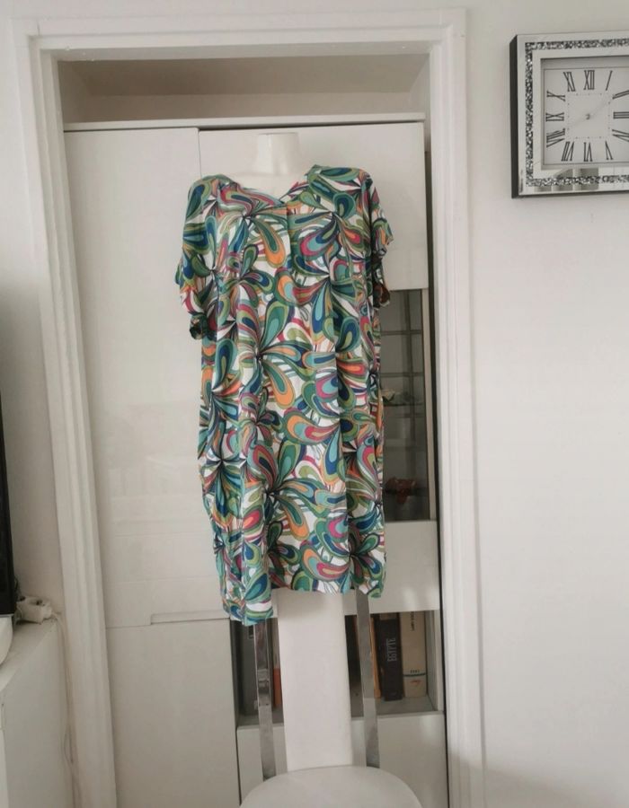 💚🤍Jolie Robe Légère Laura Torelli 💚🤍 - photo numéro 2