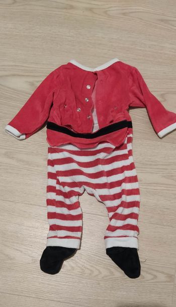 Pyjama Noël taille 3 mois