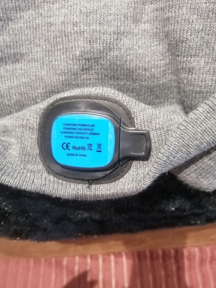 Bonnet - photo numéro 2