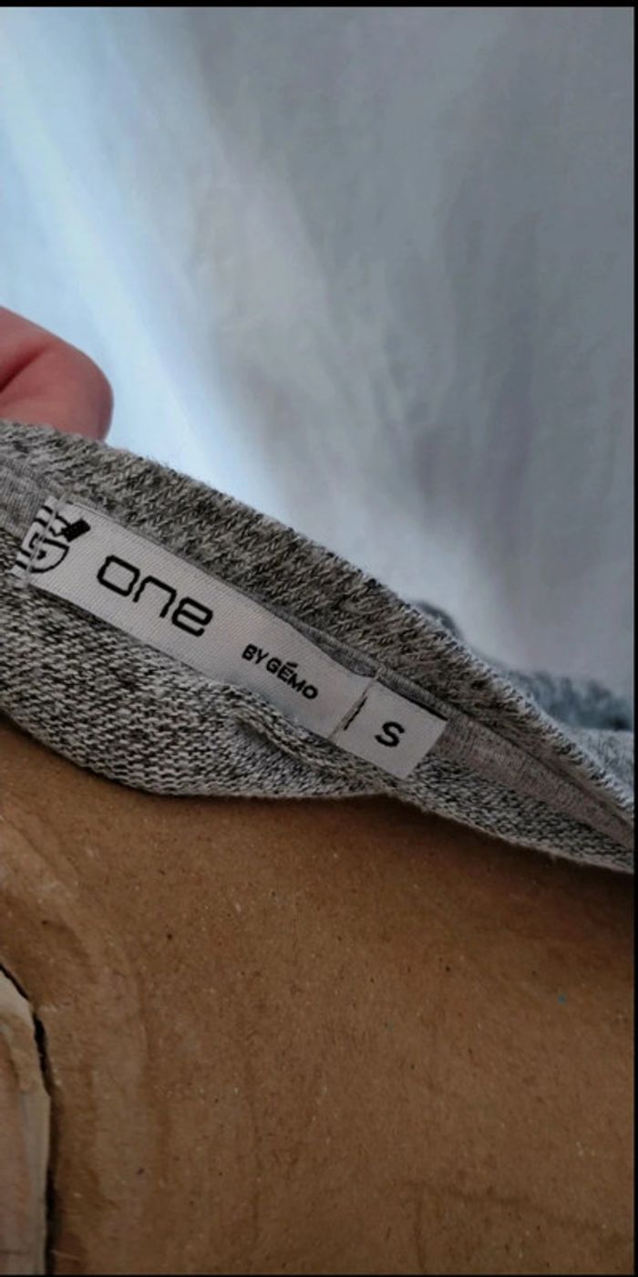 Pull avec volants - photo numéro 4