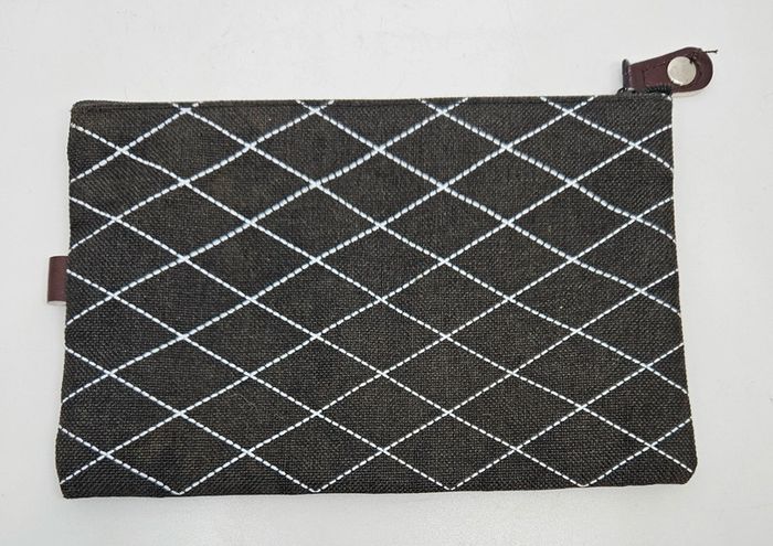 Trousse.
19x13cm. - photo numéro 3