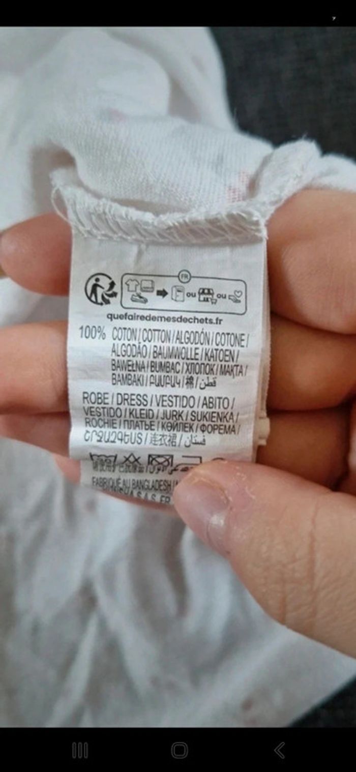 Robe sans manches Kiabi 18mois 81cm 👻 - photo numéro 3