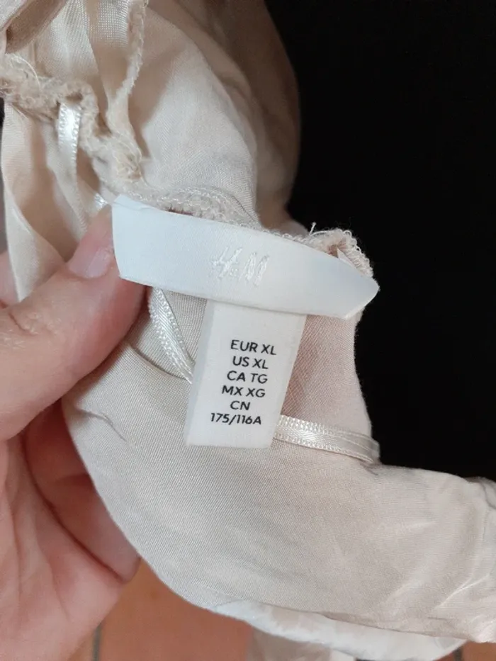 Robe dos nu - photo numéro 4