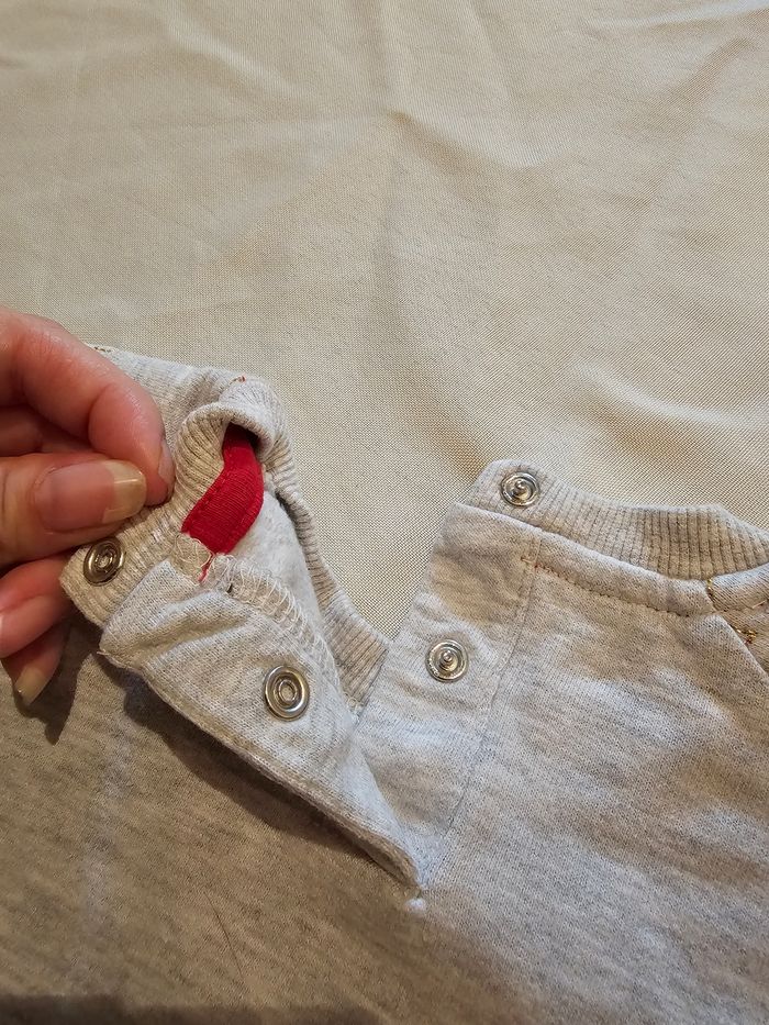 Sweat-shirt Minnie 3 mois - photo numéro 4