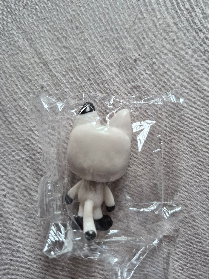 Figurine gabby chat gabby et la maison magique - photo numéro 2