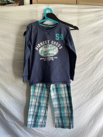Pyjama 8 ans tape à l’œil