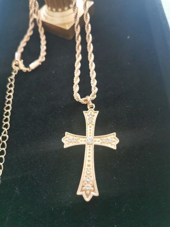 Collier et pendentif spirituel croix chrétienne