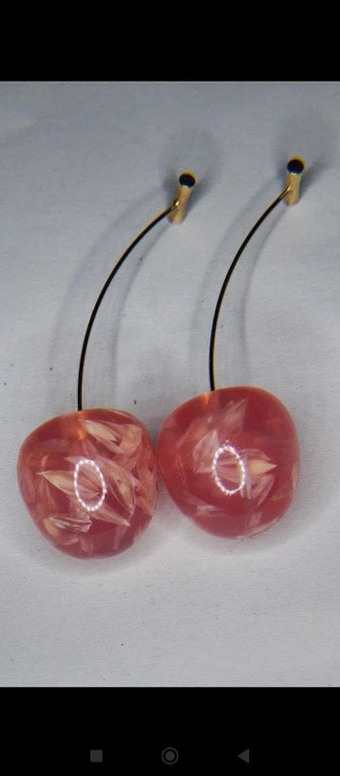 Boucles d'oreilles pendantes cerise