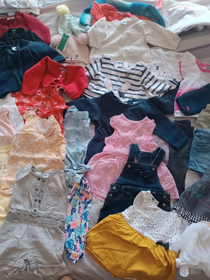 Lot vêtements 6 mois - photo numéro 3