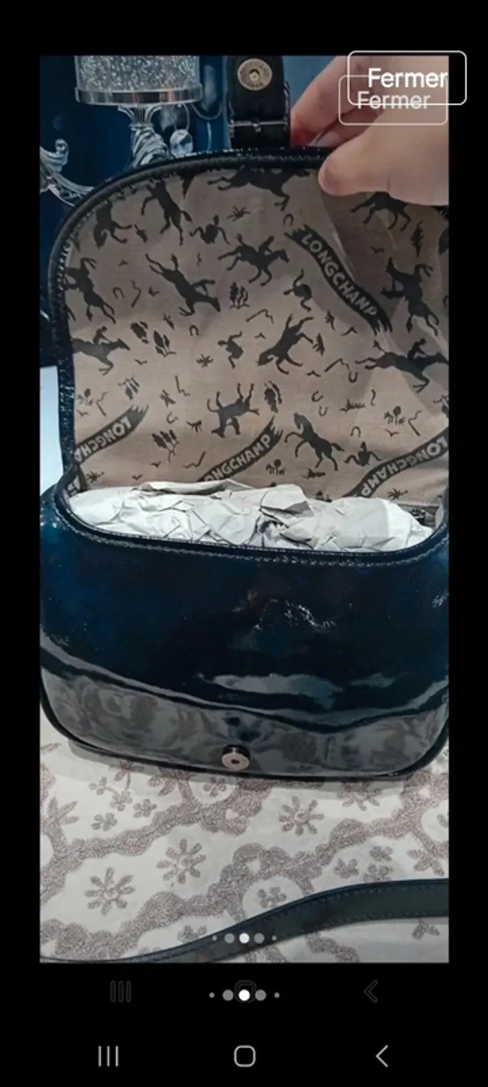 Sac longchamp en bandoulière petites imperfections voir photos - photo numéro 7