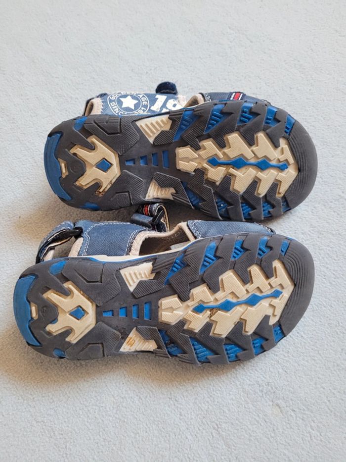 Sandales taille 29 - photo numéro 2