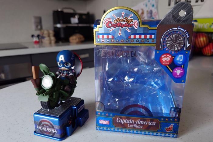 Figurine Hot Toys Cosbaby Cosrider Marvel Captain America