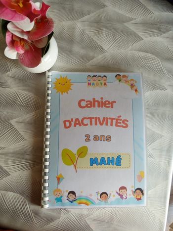Livret avec velcro plastifié réutilisable 