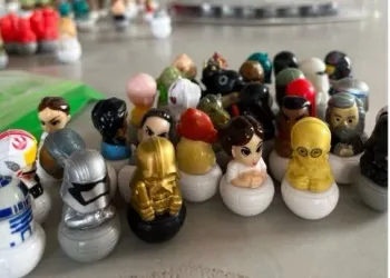 gros lots de figurines wizzys star wars