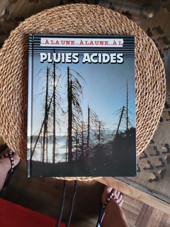 Pluies acides. A la une..A la une