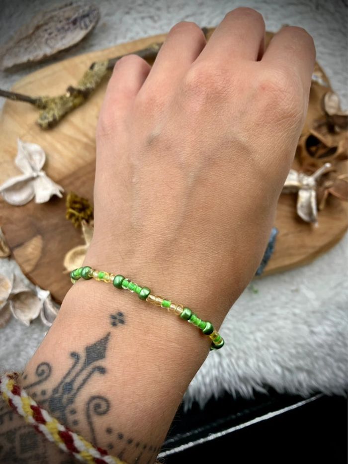Bracelet en perle de rocaille vert - élastique - ethnique - photo numéro 2