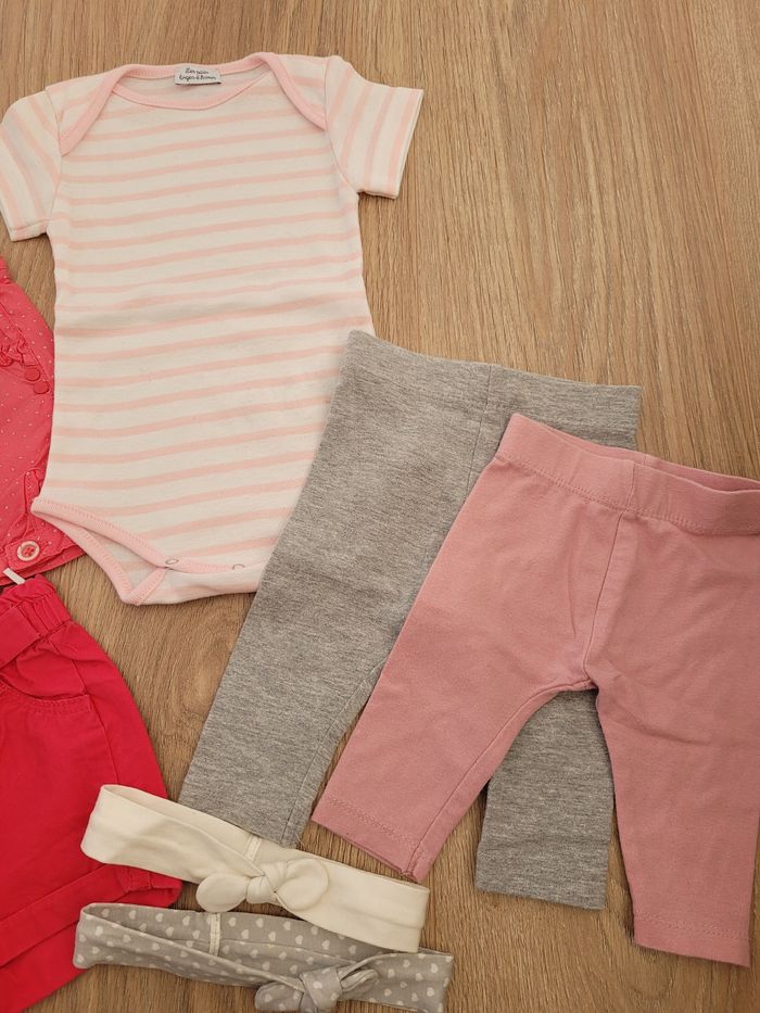 Lot vêtements fille 3 mois - photo numéro 3