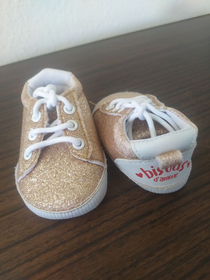 Petites baskets Bisous d'amour - photo numéro 2