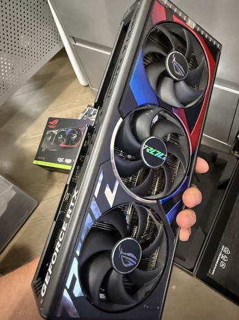 Carte_graphique_ASUS_ROG