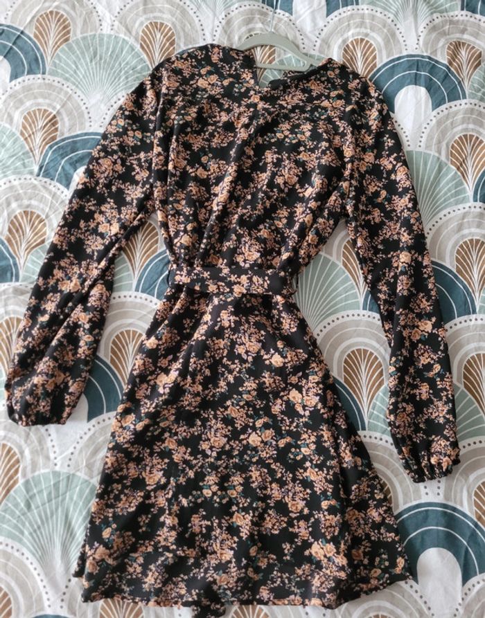 Robe neuve shein 38/40 - photo numéro 2