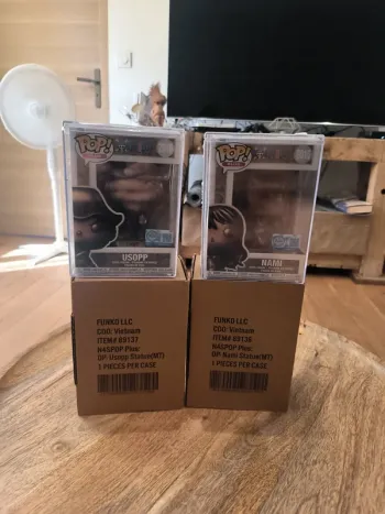 Lot de deux pop statue one piece