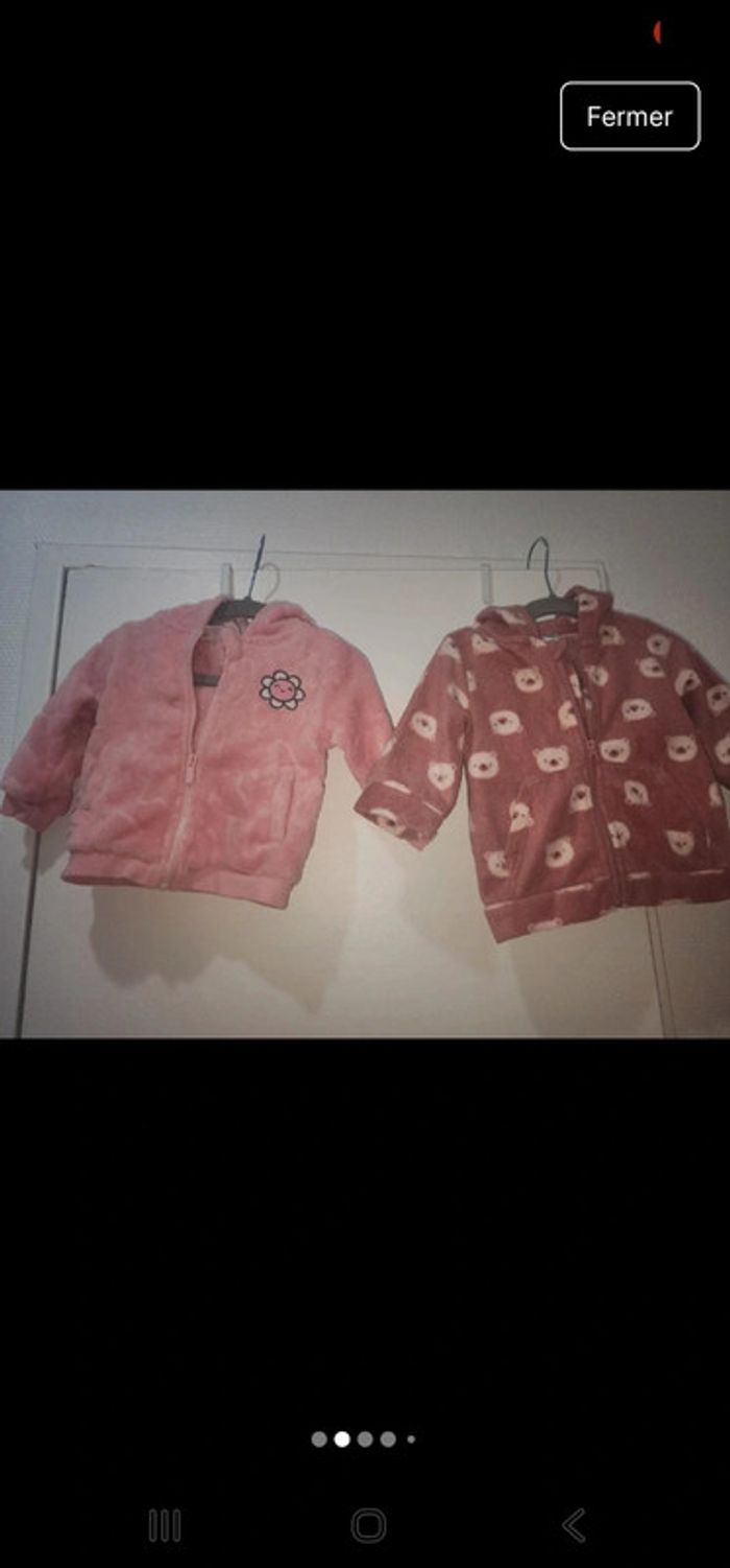 Lot de 2 gilets taille 6 mois - photo numéro 2