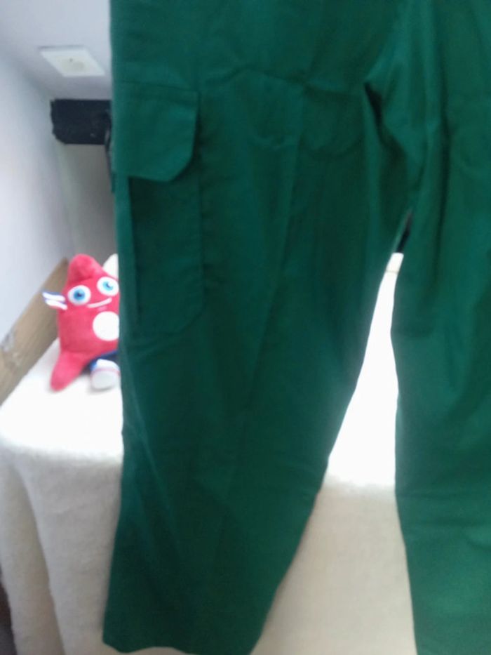 Pantalon de travail vert Multipoches Neuf Taille élastique 38-40 cm - photo numéro 8