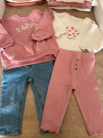 2 tenues bébé fille 12mois