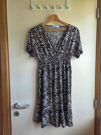 Robe courte à fleurs - DBT taille m/l