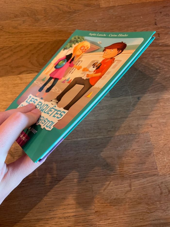 Livre Auzou romans Pas de géant Dès 9 ans Les enquêtes d’Anatole Bristol Voler n’est pas jouer - photo numéro 4