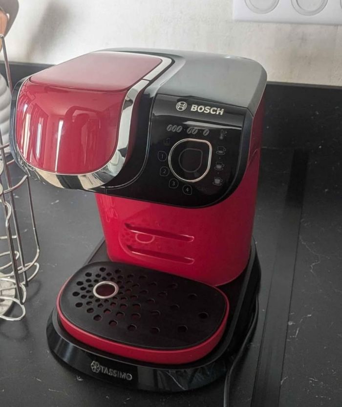 Cafetière TASSIMO et support à capsules - photo numéro 2