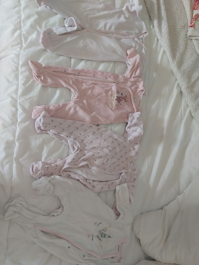 4 pyjamas 6 mois