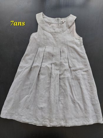 Jolie robe 👧 7ans