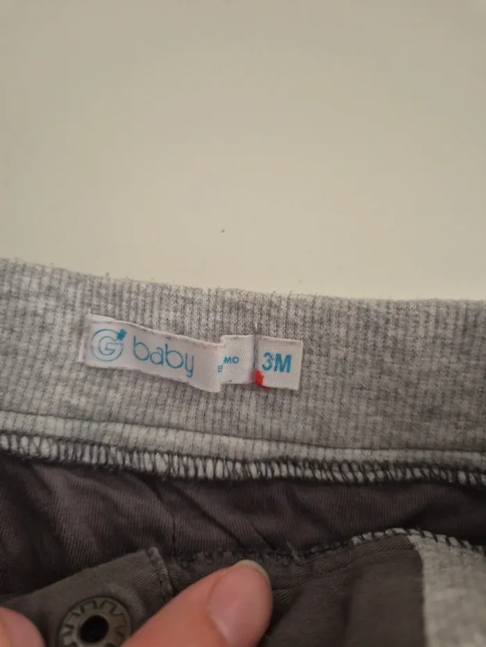 Pantalon 3 mois - photo numéro 2