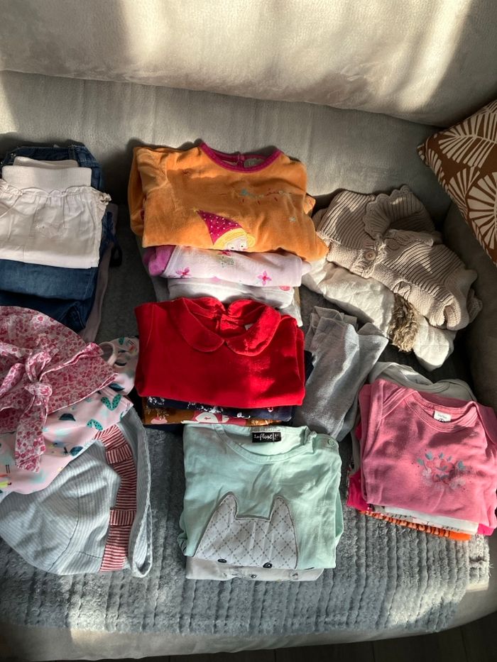 Lot vêtements fille 1 an - photo numéro 3