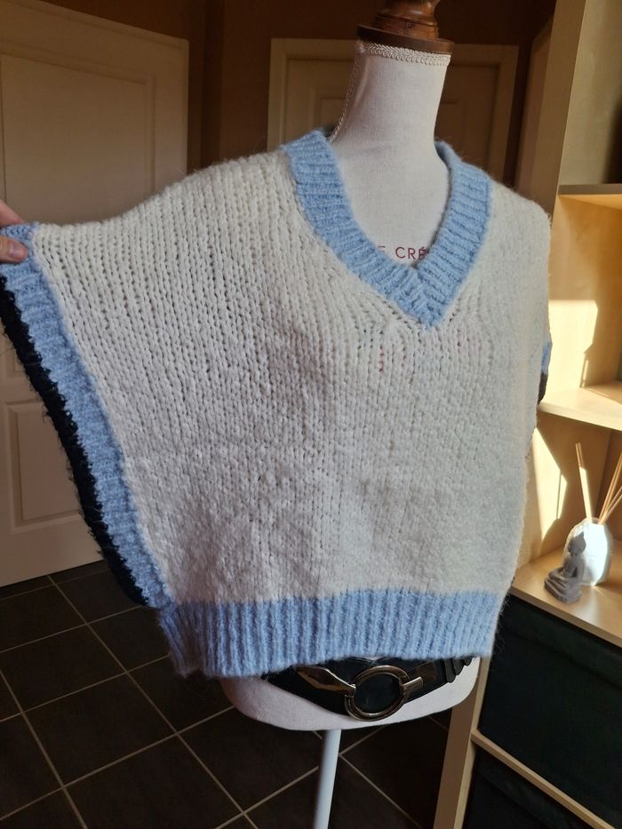 Pull court blanc bleu ciel original vintage neuf - photo numéro 3